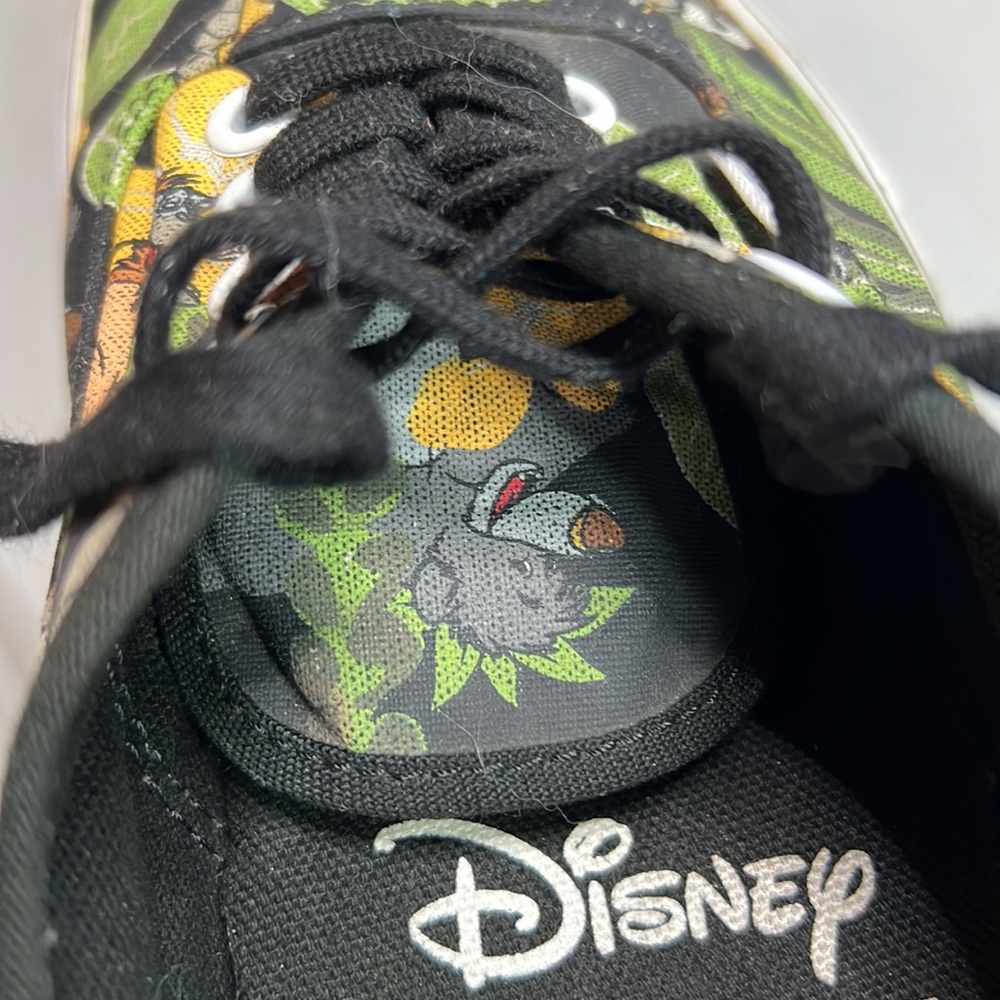 Vans Jungle Book lace up sneakers. Women’s 8. Mens 6.5 unisex. - Picture 8 of 12